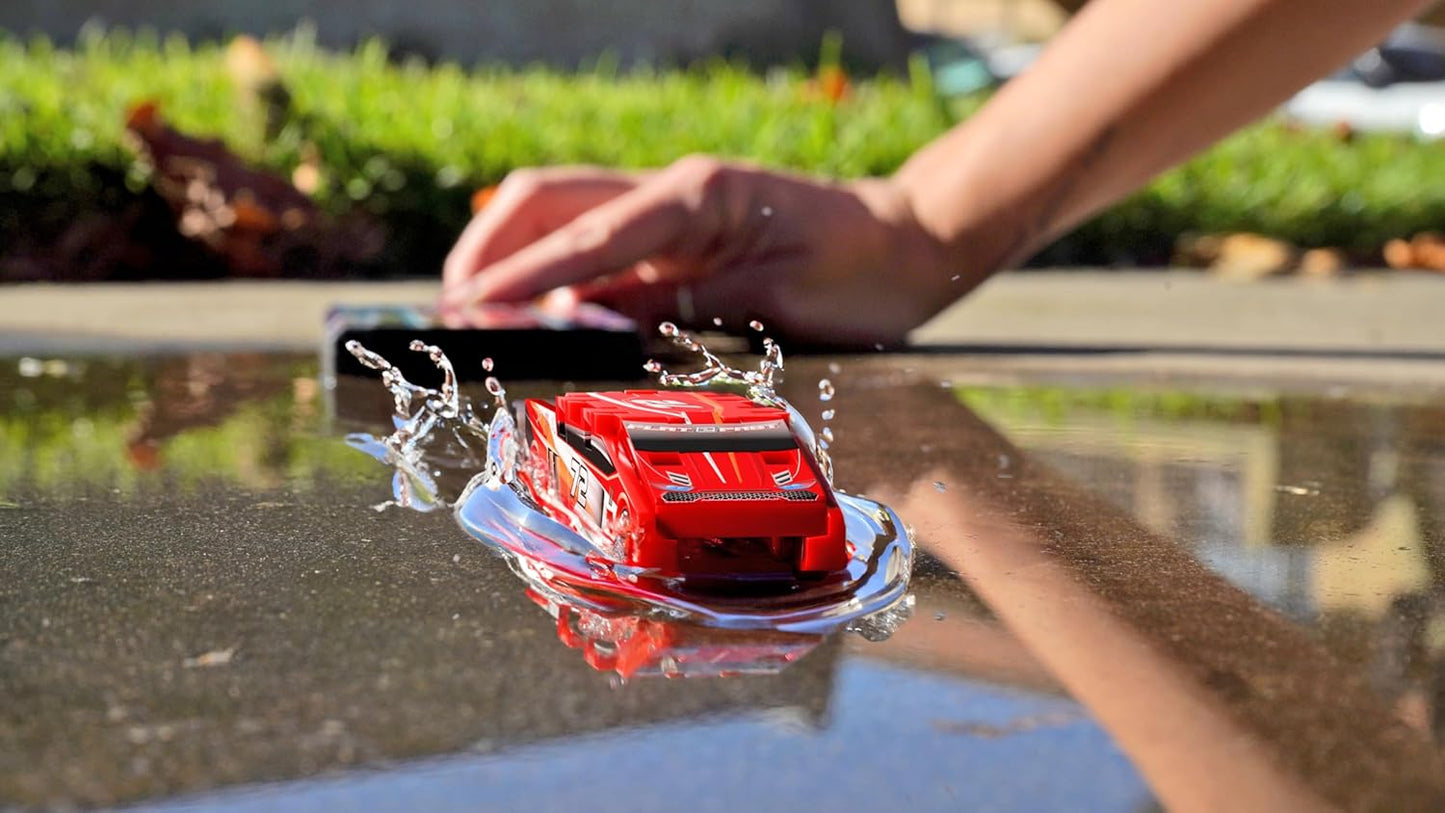 Flat 2 Fast Stunt Card Racers (assorted colors)