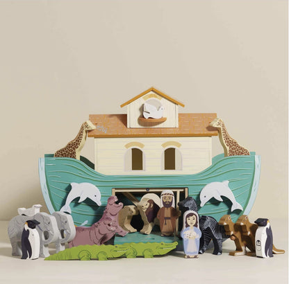 Noah's Great Wooden Ark and Figures