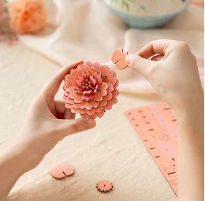 Robotime Pink Dahlia Flower Wood Puzzle Kit