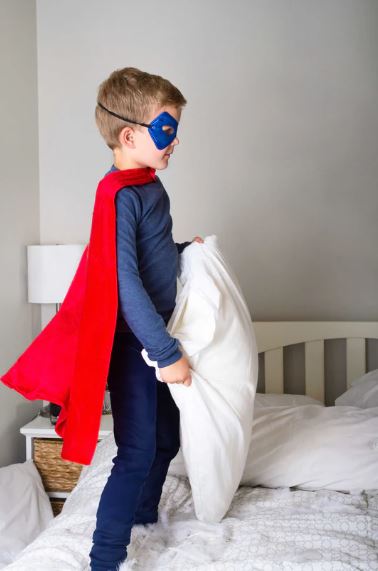 Little Adventures - Red Hero Cape and Mask Set (3–8 years)