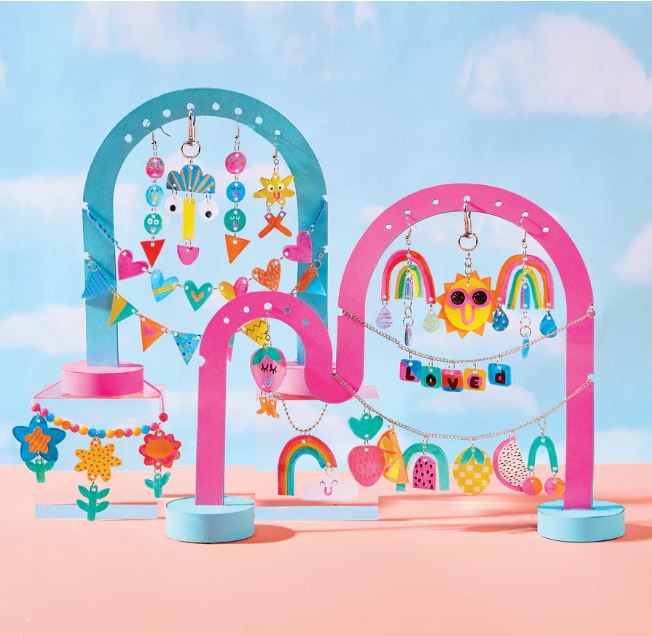 Shrinkadoo Shrink Plastic Jewelry Kit from Bright Stripes